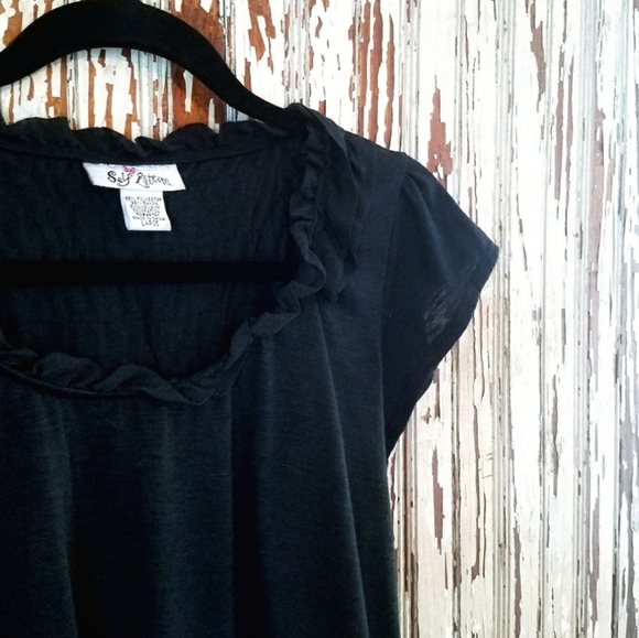 Self Esteem Ruffle Bow Top Black Size L - Picture 2 of 9